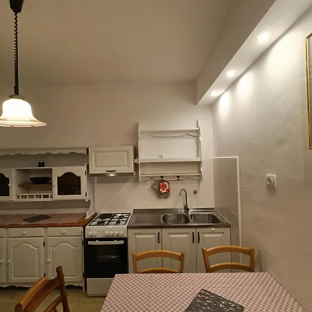 Pletikos Apartment
