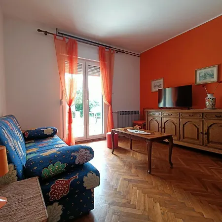 Apartment Pletikos *