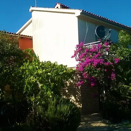 Pletikos Apartment